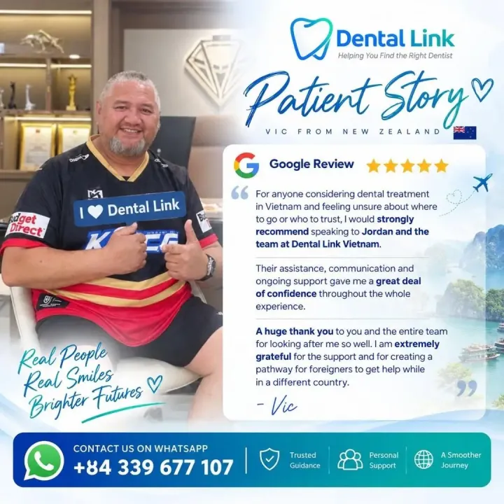 Dental Link card: Vic from New Zealand holding an I love Dental Link sign